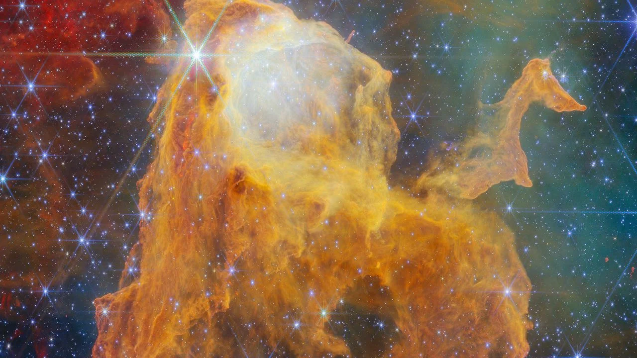 NASA's James Webb Telescope Unveils the Treasure Chest Globule's Stellar Secrets