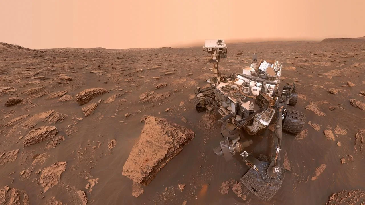 Celebrating Curiosity's Milestone: Top Photos from 5,000 Days on Mars