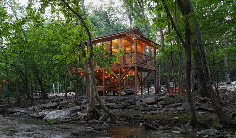 Unique Accommodations to Experience the Charm of West Virginia